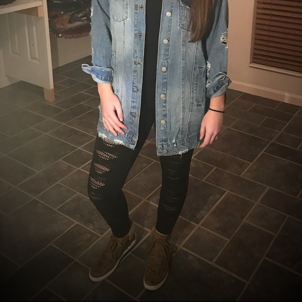 Distressed leggings
